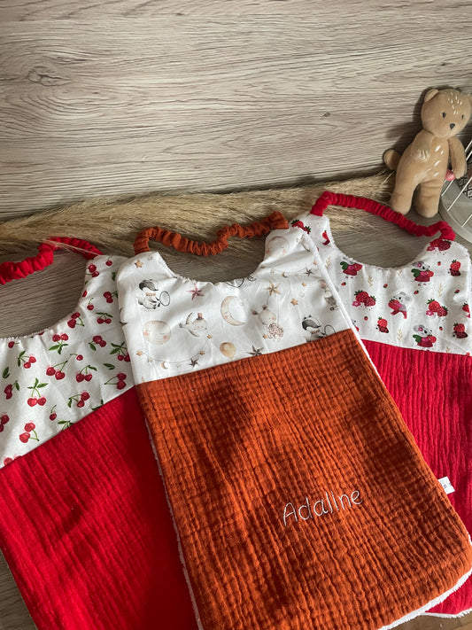 Bavoir cantine maxi - maternelle - Motif/coloris au choix - personnalisé