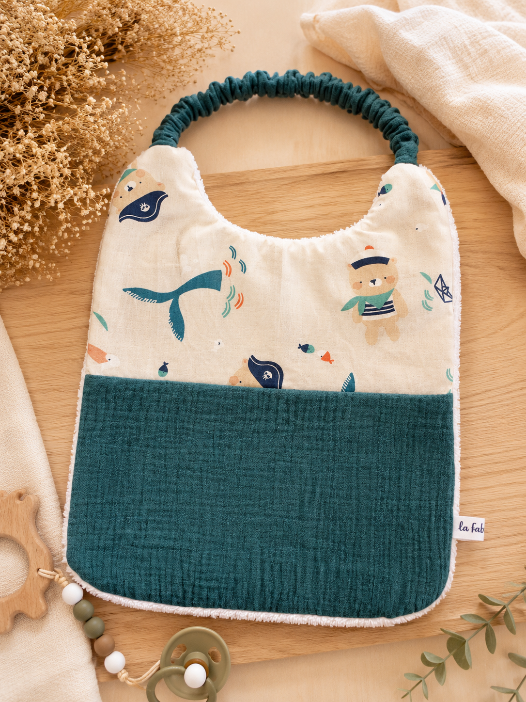 Bavoir maternelle personnalisé Marin bleu canard – Fin de série