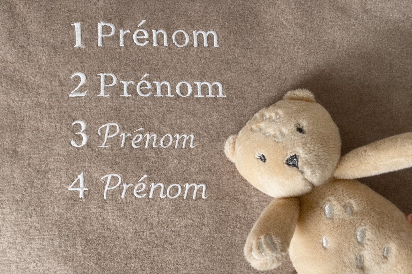 Bavoir maternelle maxi personnalisé en double gaze