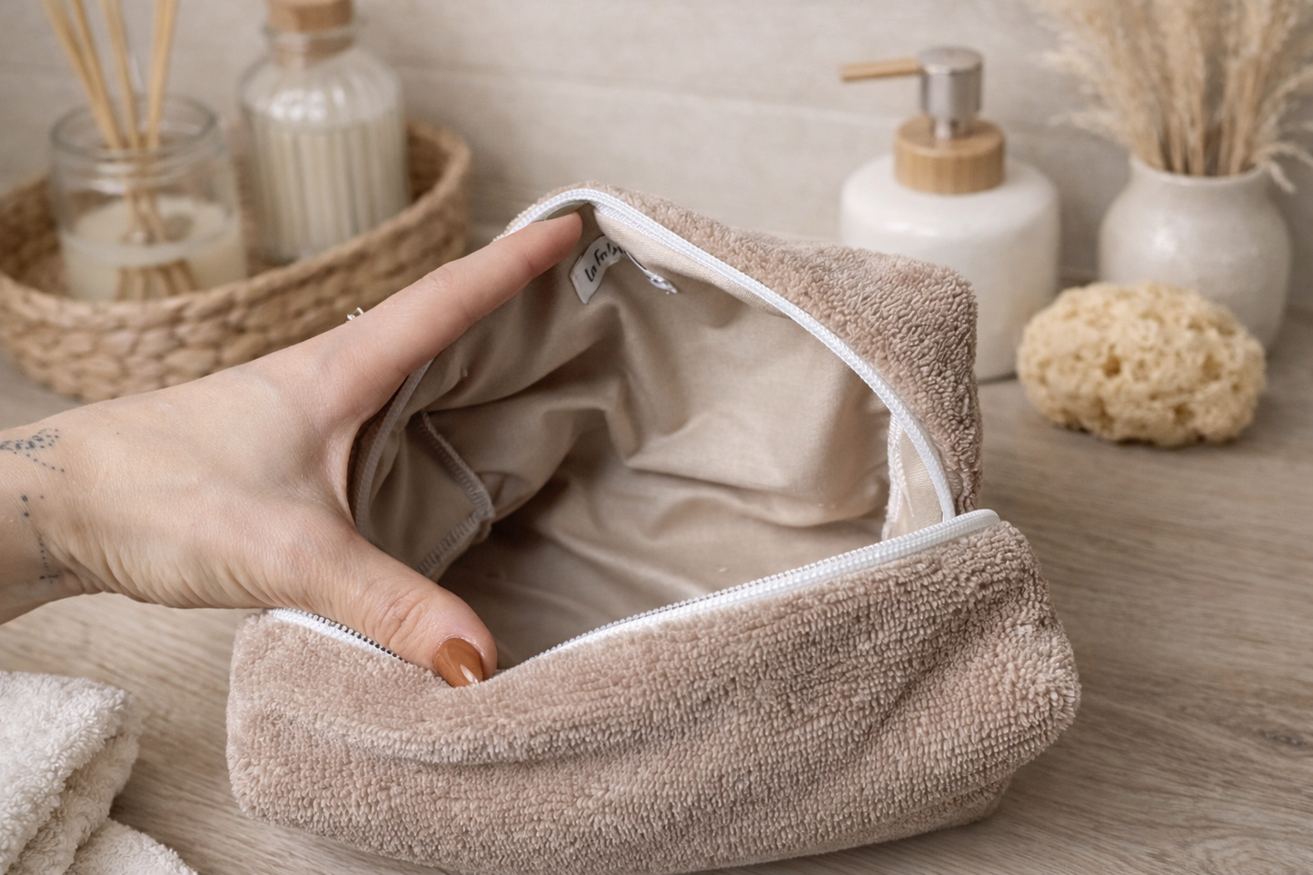 trousse de toilette intérieur eponge bambou